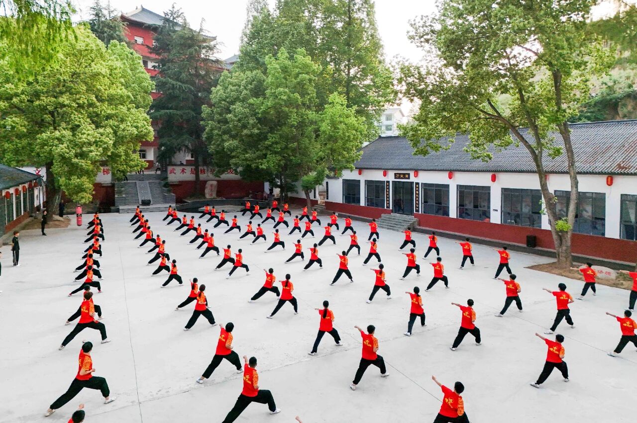 武当山湖北武术学校