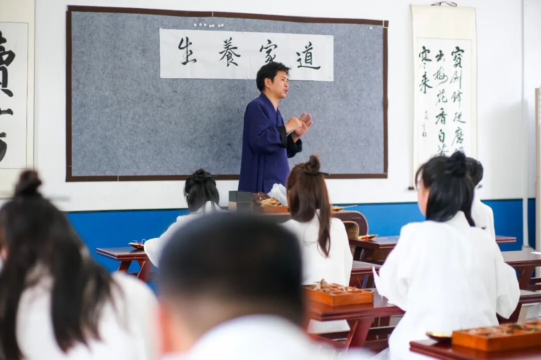 武当山湖北武术学校